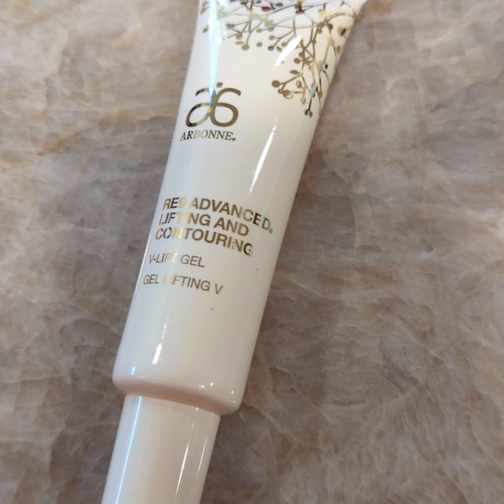 Arbonne V Lift Gel